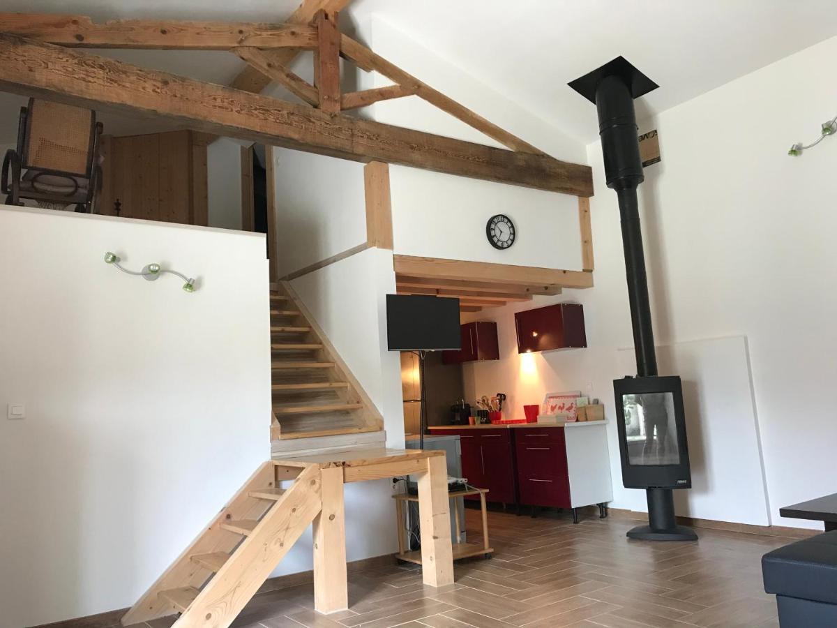 Le « Chai » Vous Gensac-la-Pallue Exterior foto